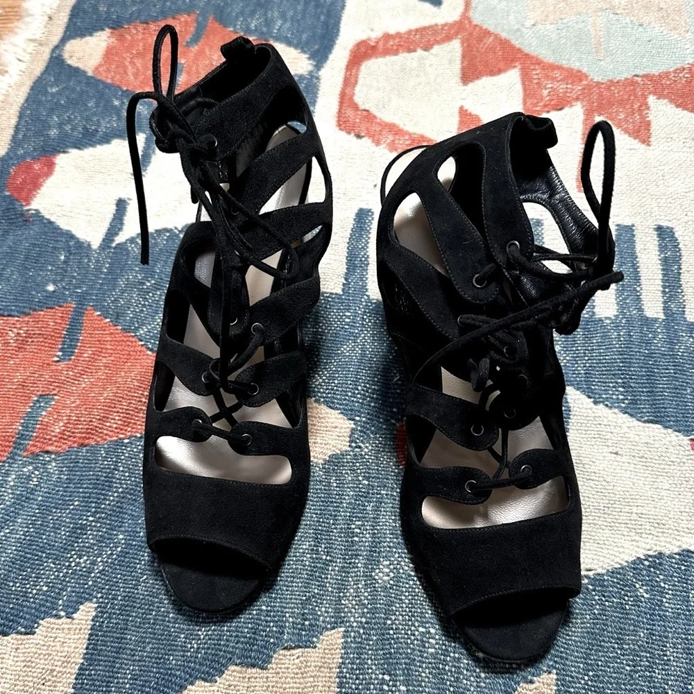 Manolo Blahnik Attal Black Suede Gladiator Lace-up Heeled Sandals - Like new - Picture 13 of 16